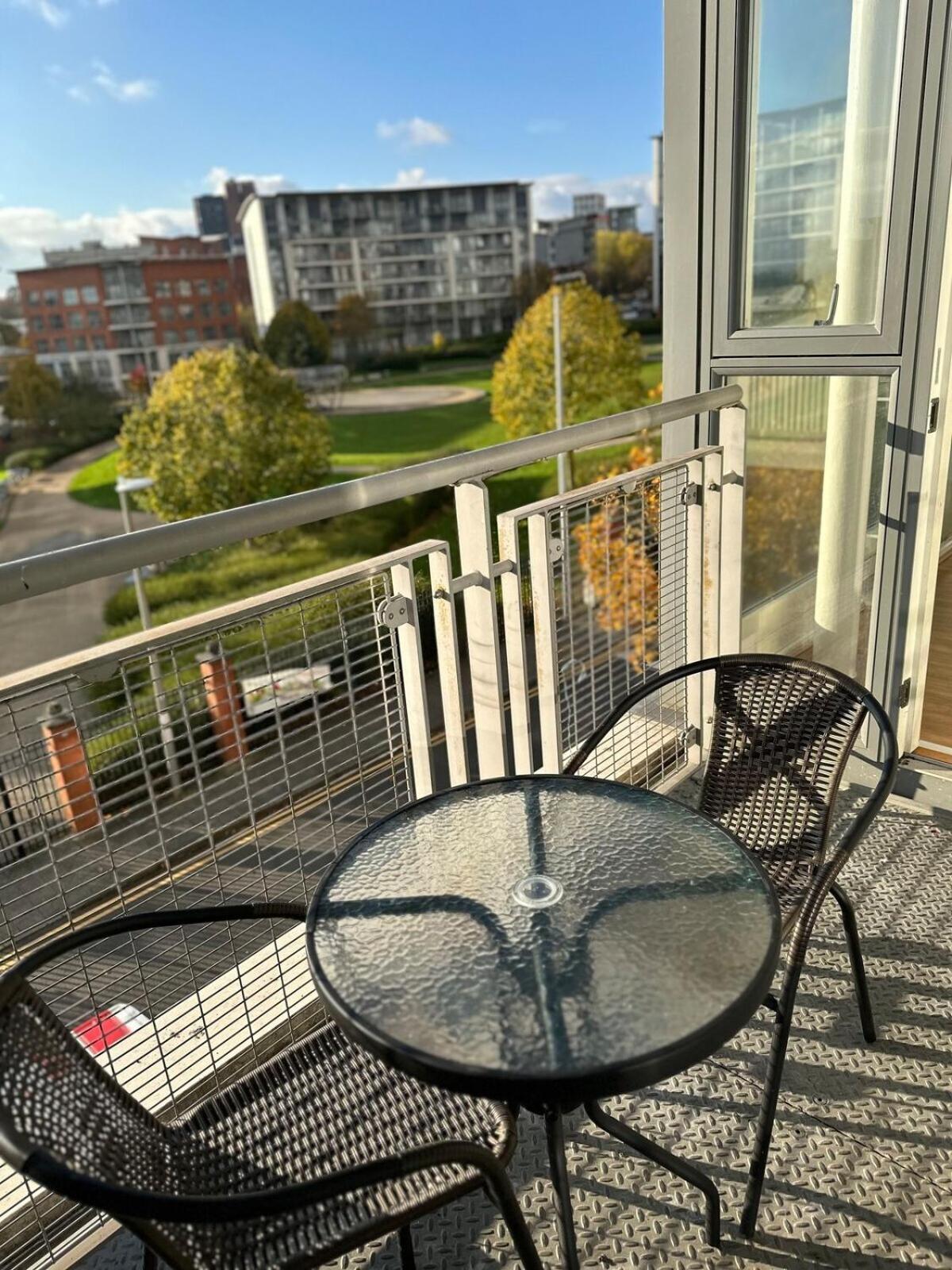 Luxury 1 Bedroom Apartment - City Centre - Balcony - Near O2 Academy Бирмингем Экстерьер фото